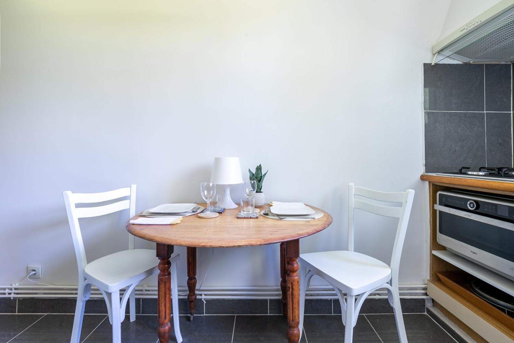Le Chateaubriand - Calme, Balcon Et Parking Chatenay-Malabry Exterior photo