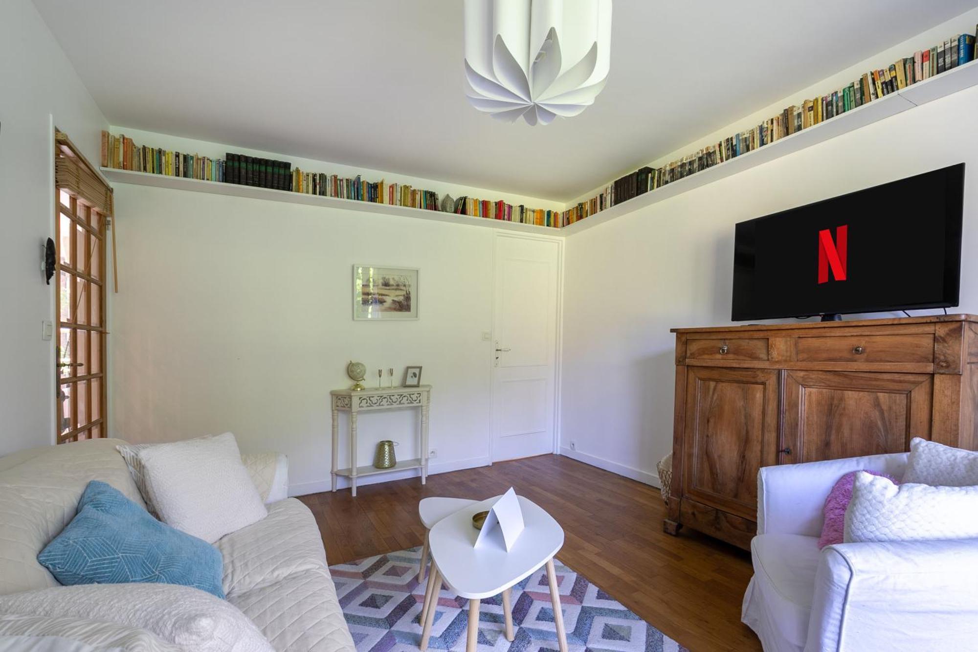 Le Chateaubriand - Calme, Balcon Et Parking Chatenay-Malabry Exterior photo
